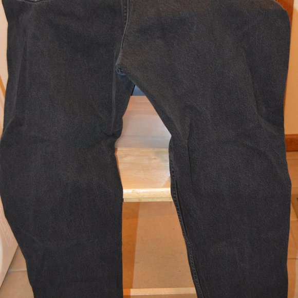 Delta Burke Jeans - Picture 2 of 6